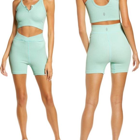Free People FP Movement Free Throw Short in Turquoise Mint XS NWT - Picture 1 of 6